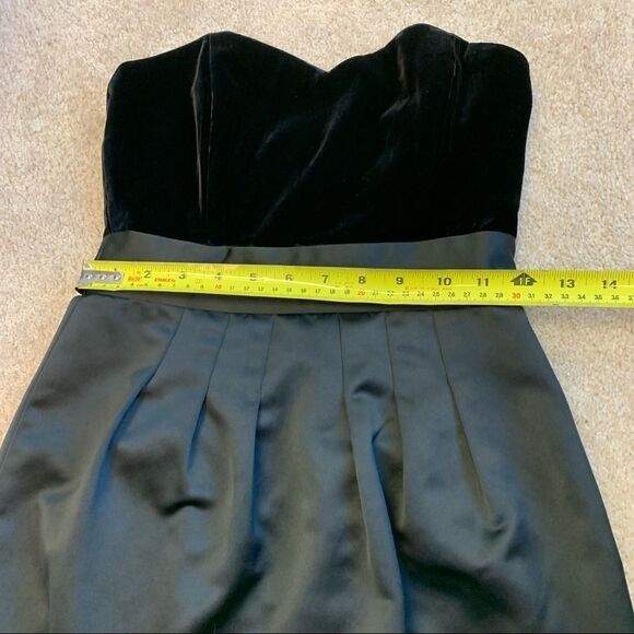 THEORY black strapless velvet silk Chanesa dress Size 0 - Picture 15 of 15